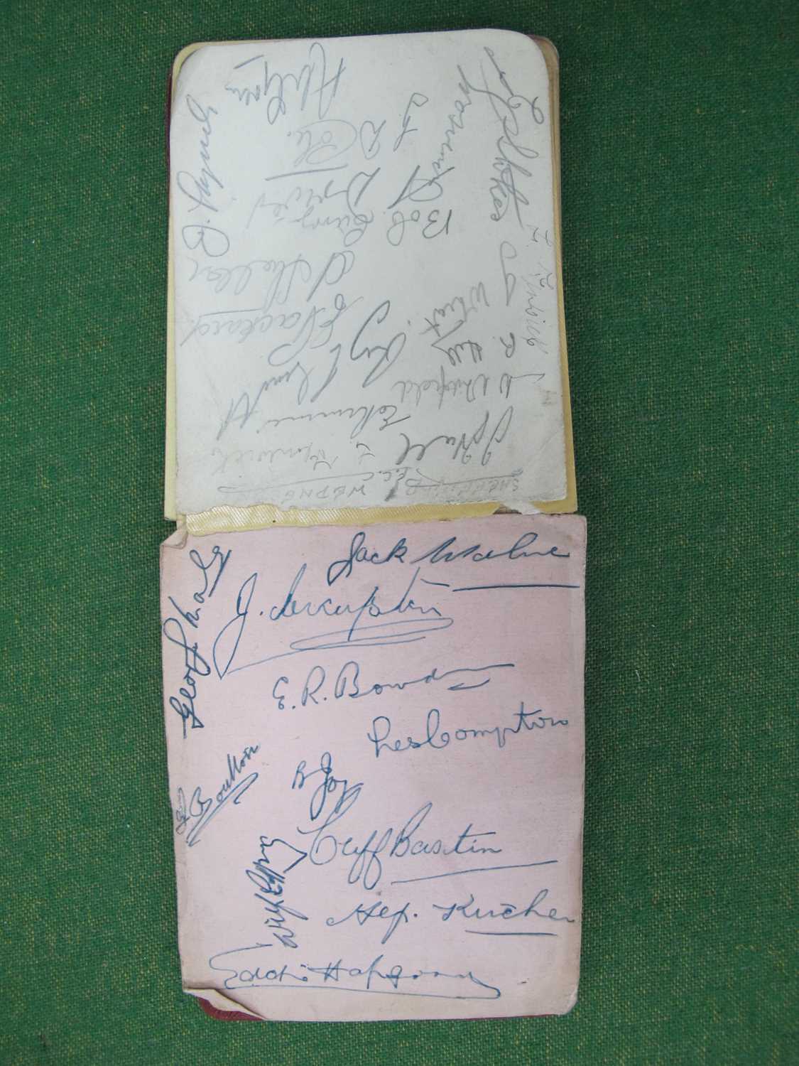 Autographs - Wolves including Flowers, Cullis, Jones. Leeds United Res, Sheffield United, and