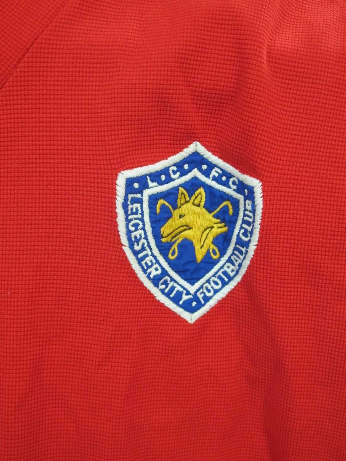 Leicester City Umbro Red Away Shirt, with striped collar and fox in shield badge, Number 3 to - Image 4 of 6