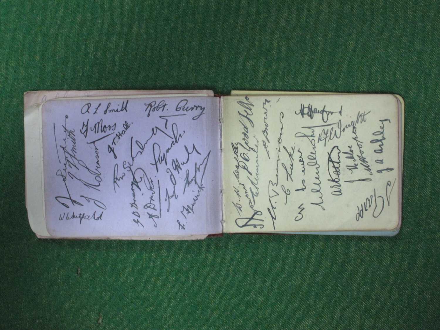 Autographs - Wolves including Flowers, Cullis, Jones. Leeds United Res, Sheffield United, and - Bild 4 aus 9