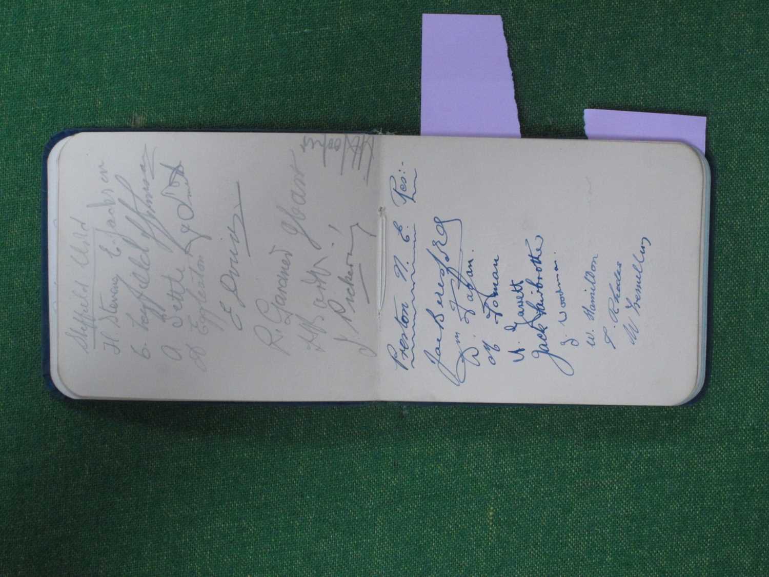 Autographs - Sheffield Wednesday 1937-8, including Hooper, Shiner, Millership. Reserves of - Bild 7 aus 11