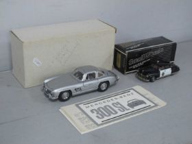 Two Highly Detailed Model Cars comprising of Franklin Mint 1:24 1954 Mercedes-Benz 300SL,