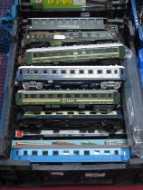 Twenty Three Items of 'HO' Gauge Continental Outline Unboxed Passenger Coaches, by Jouef, Rivarossi,