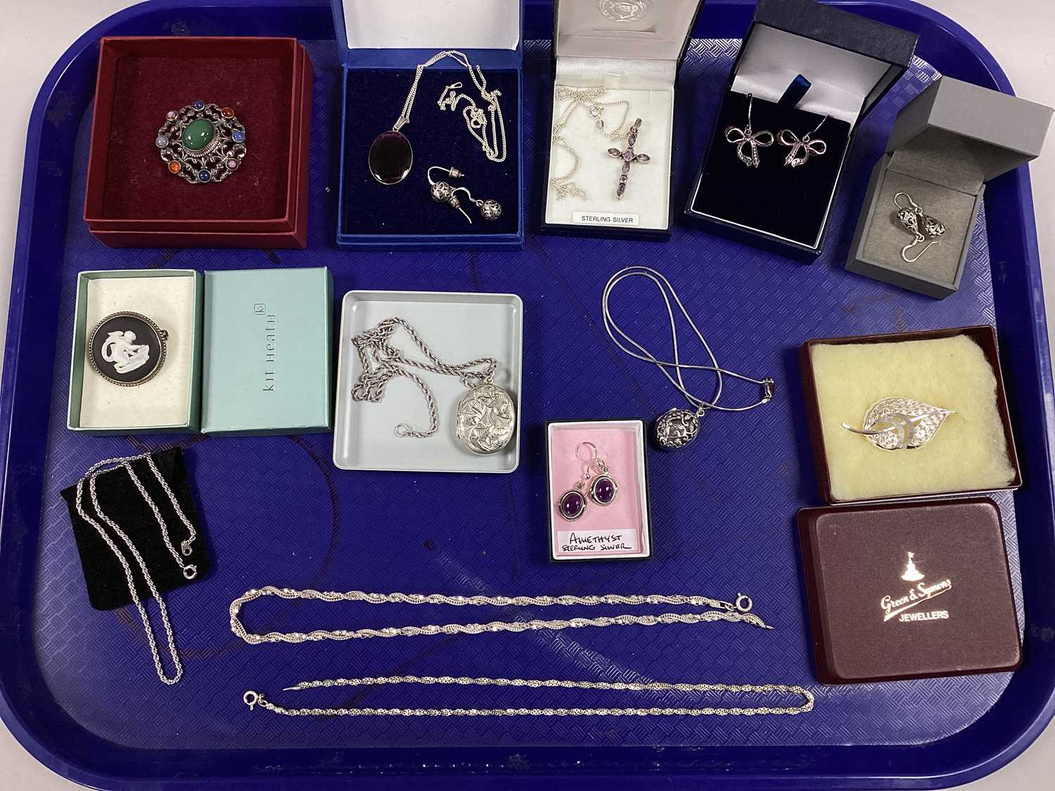 Modern "925" and Other Jewellery, including a Wedgwood Jasperware circular panel brooch, an openwork