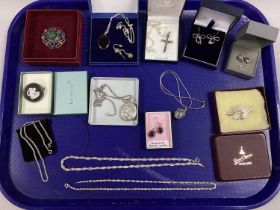 Modern "925" and Other Jewellery, including a Wedgwood Jasperware circular panel brooch, an openwork