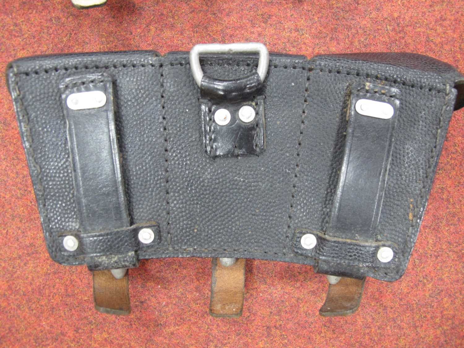 WW2 German Army K98 leather ammunition pouches (2). Due to the nature of these items we politely - Bild 2 aus 4