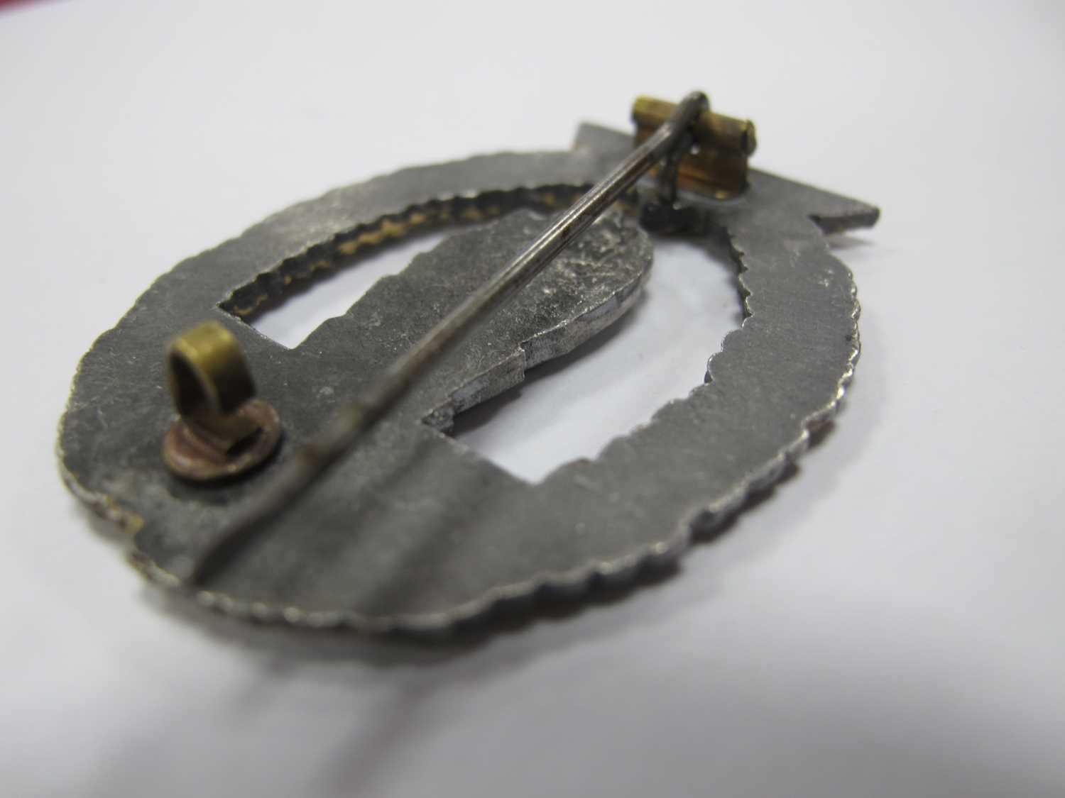 WWII Third Reich German Kriegsmarine Mine Sweeper Badge, with stylised letter 'A'. Due to the nature - Image 8 of 9