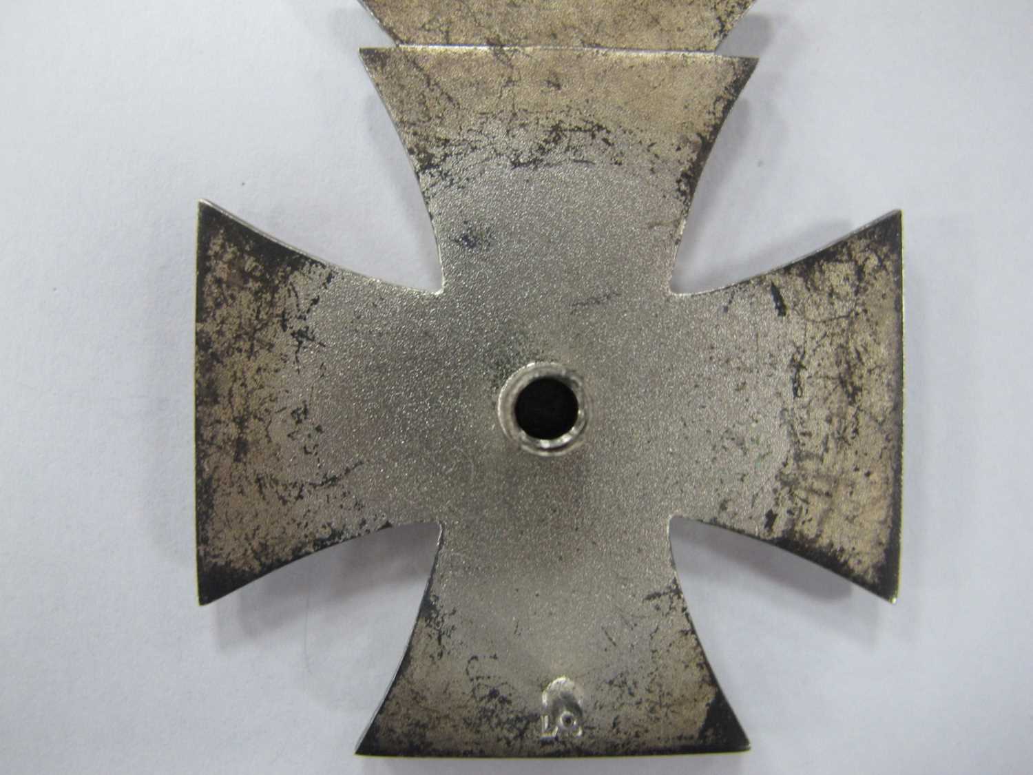 WWII Third Reich German 1914 First Class Iron Cross, with factory applied 1939 clasp, maker marks on - Image 6 of 13
