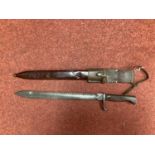 WWI Imperial German Model 1898/05 'Butcher Knife' Bayonet with Sawback Blade, scabbard and leather