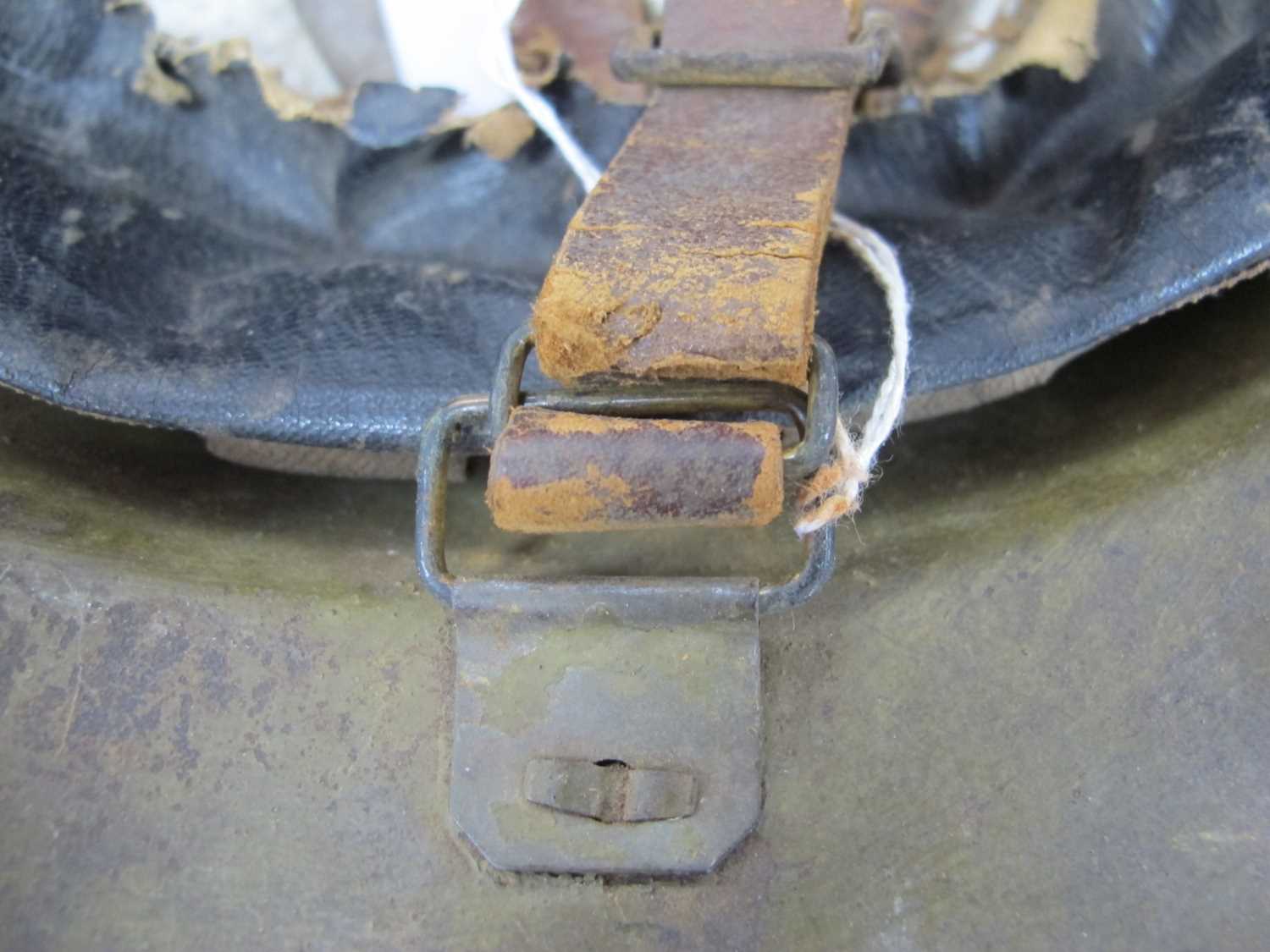 WWI British Army Brodie Mk I steel helmet with part liner and leather strap, marks on the interior - Image 5 of 11