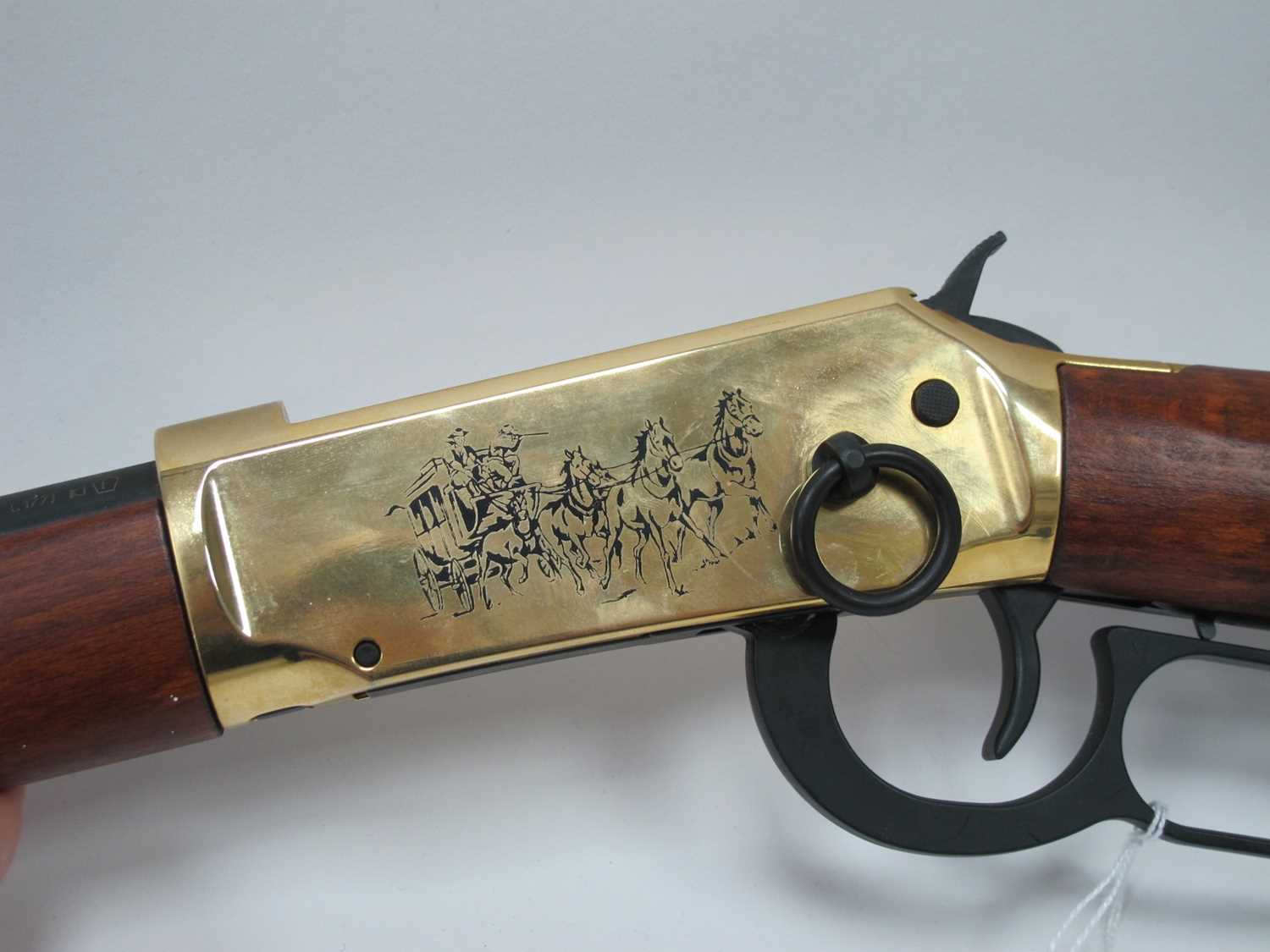 Walther Winchester Style Lever Action .177 Air Rifle, with coaching scene to brass lock plate, - Bild 2 aus 3