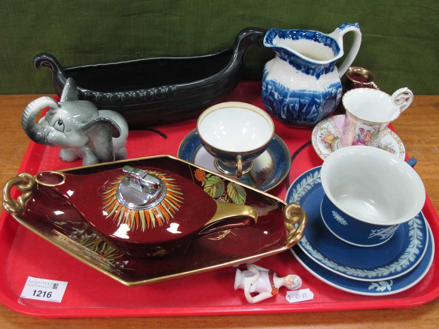 Carlton Ware Rouge Royale Twin Handled Bowl and Genie Table Lighter, Wedgwood jasperware trio,