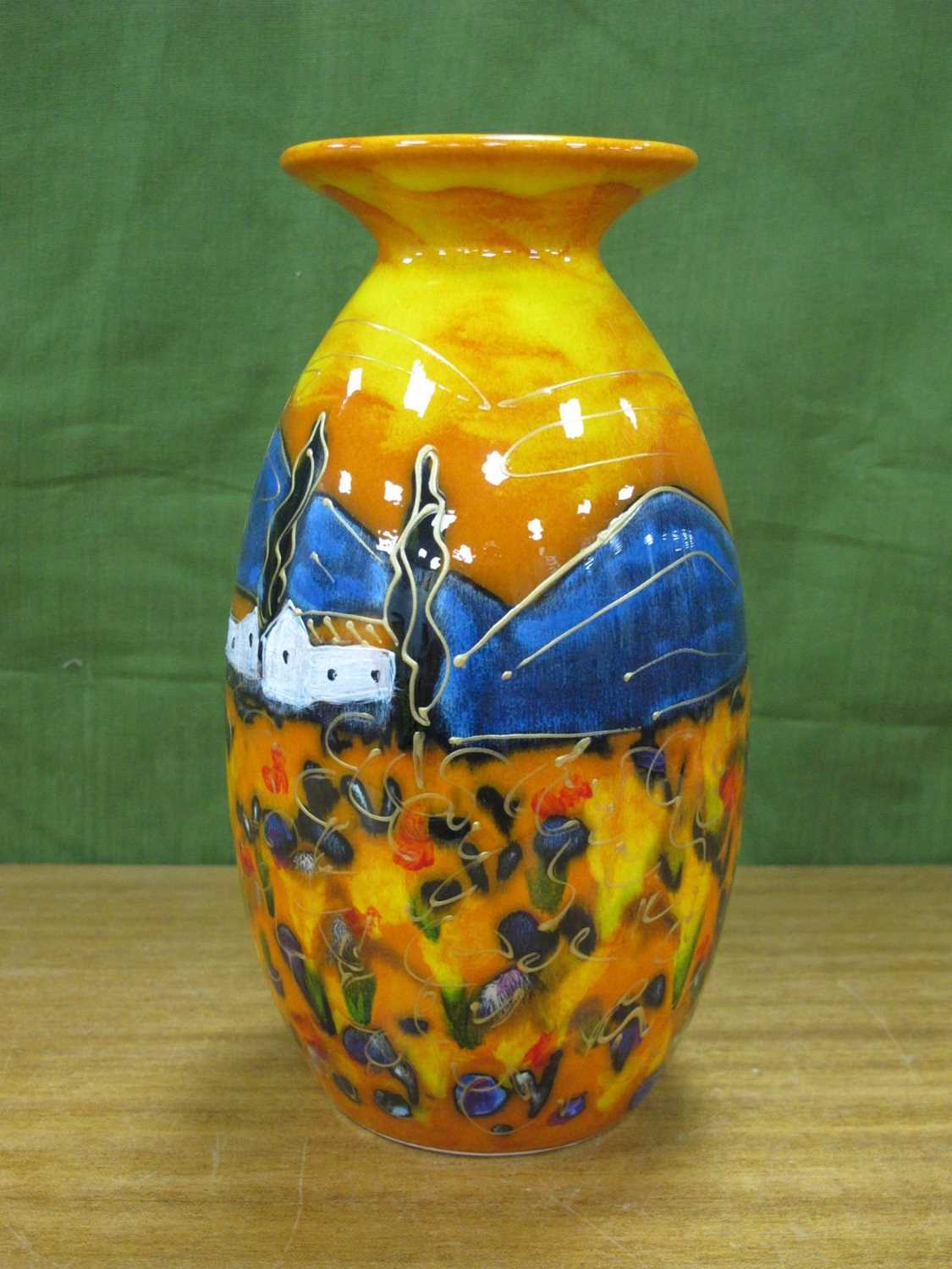 Anita Harris 'Tuscany' Minos Vase, gold signed, 20.5cm high.