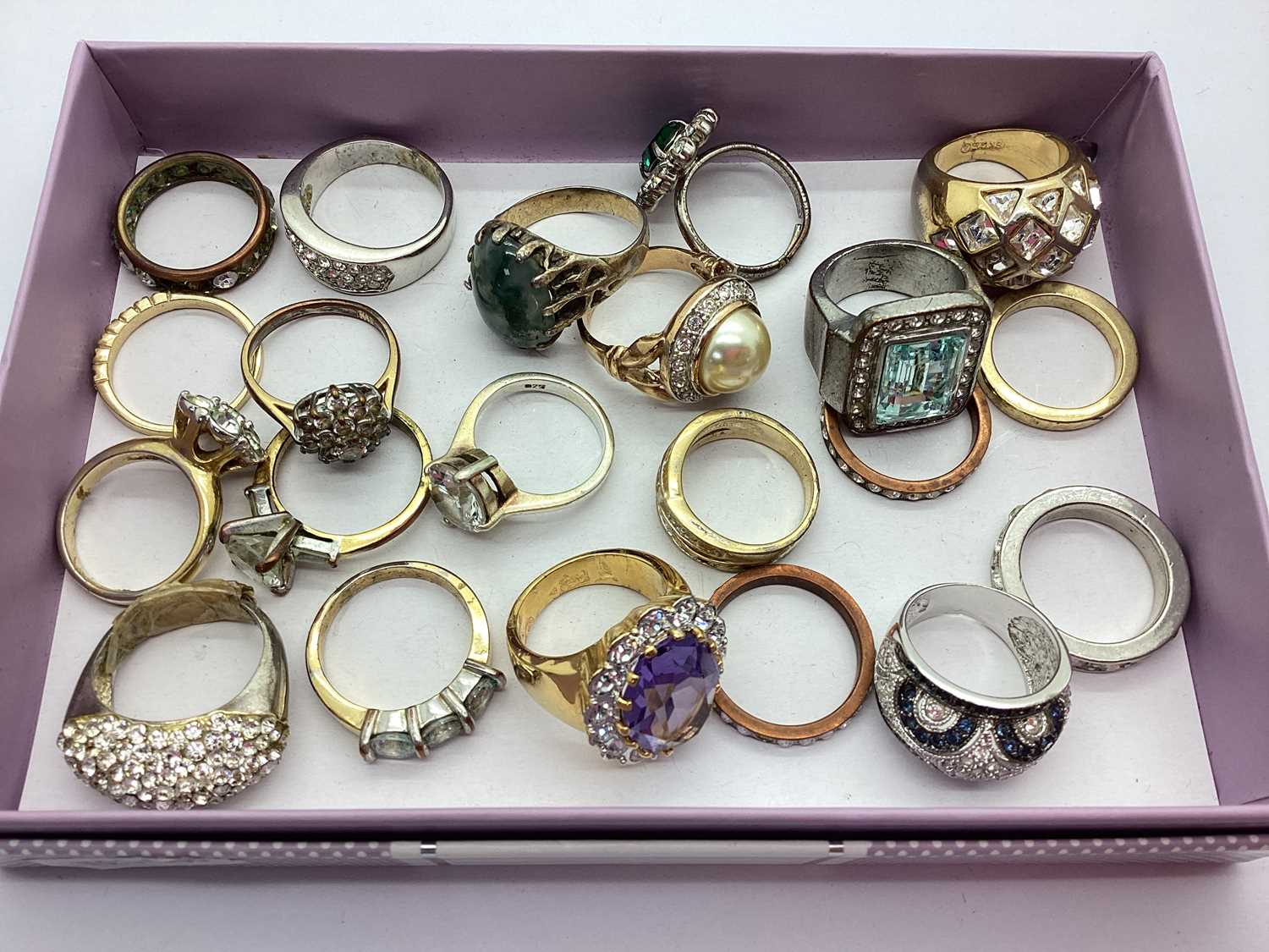 A Small Collection of Assorted Modern Dress Rings.