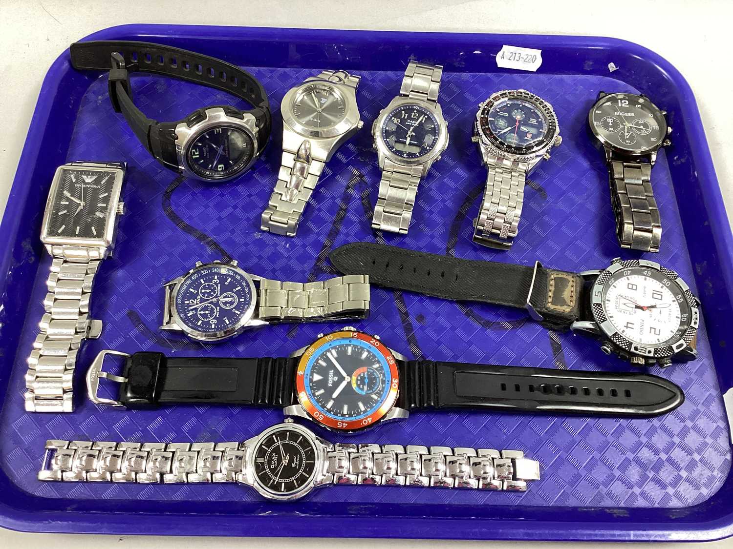 A Collection of Gent's Wristwatches, to include Casio Wave Ceptor, Shark Sport Watch, Fossil Q