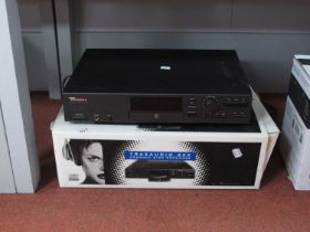 Traxdata Traxaudio 900 CD Recorder, in its original; box (untested)