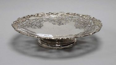 A Decorative Hallmarked Silver Footed Dish, S&W, Sheffield 1944, of scroll pierced design within