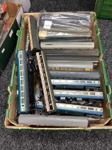 OO gauge coaches, various makers, loose, playworn, approx. 35