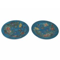 PAIR OF CHINESE QING PORCELAIN CABINET PLATES