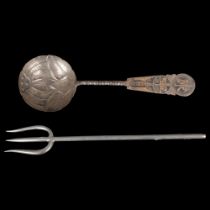 CHINESE SILVER CADDY SPOON