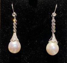 18 CT. WHITE GOLD PEARL AND DIAMOND DROP EARRINGS