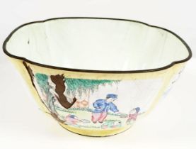 CHINESE CANTONESE ENAMEL BOWL