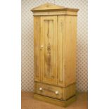 19TH-CENTURY SCUMBLED PINE SINGLE-DOOR WARDROBE