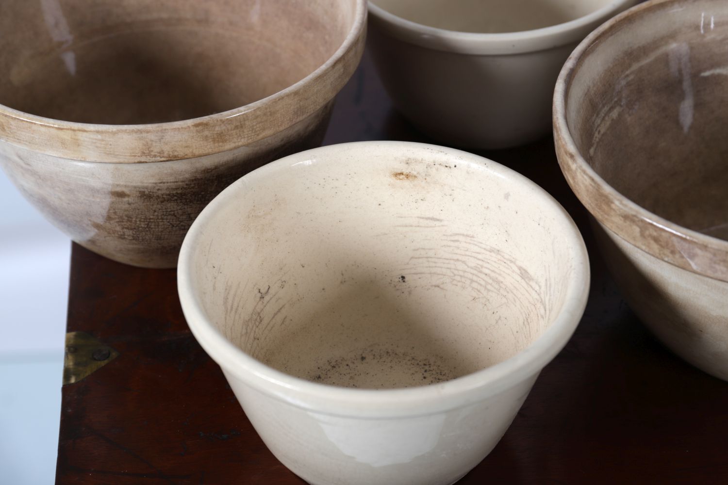 GROUP OF 5 IRISH VERNACULAR CERAMIC BOWLS - Image 2 of 2