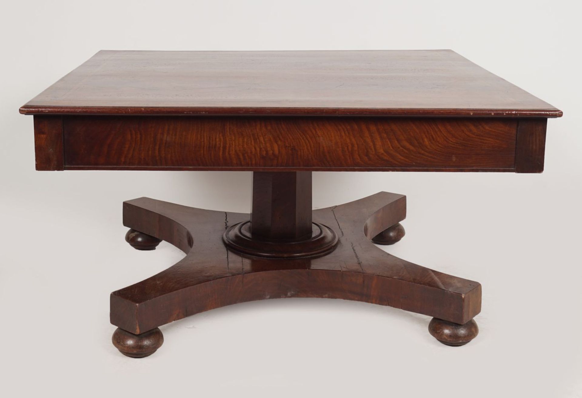 19TH-CENTURY MAHOGANY & CROSSBANDED COFFEE TABLE - Image 3 of 3