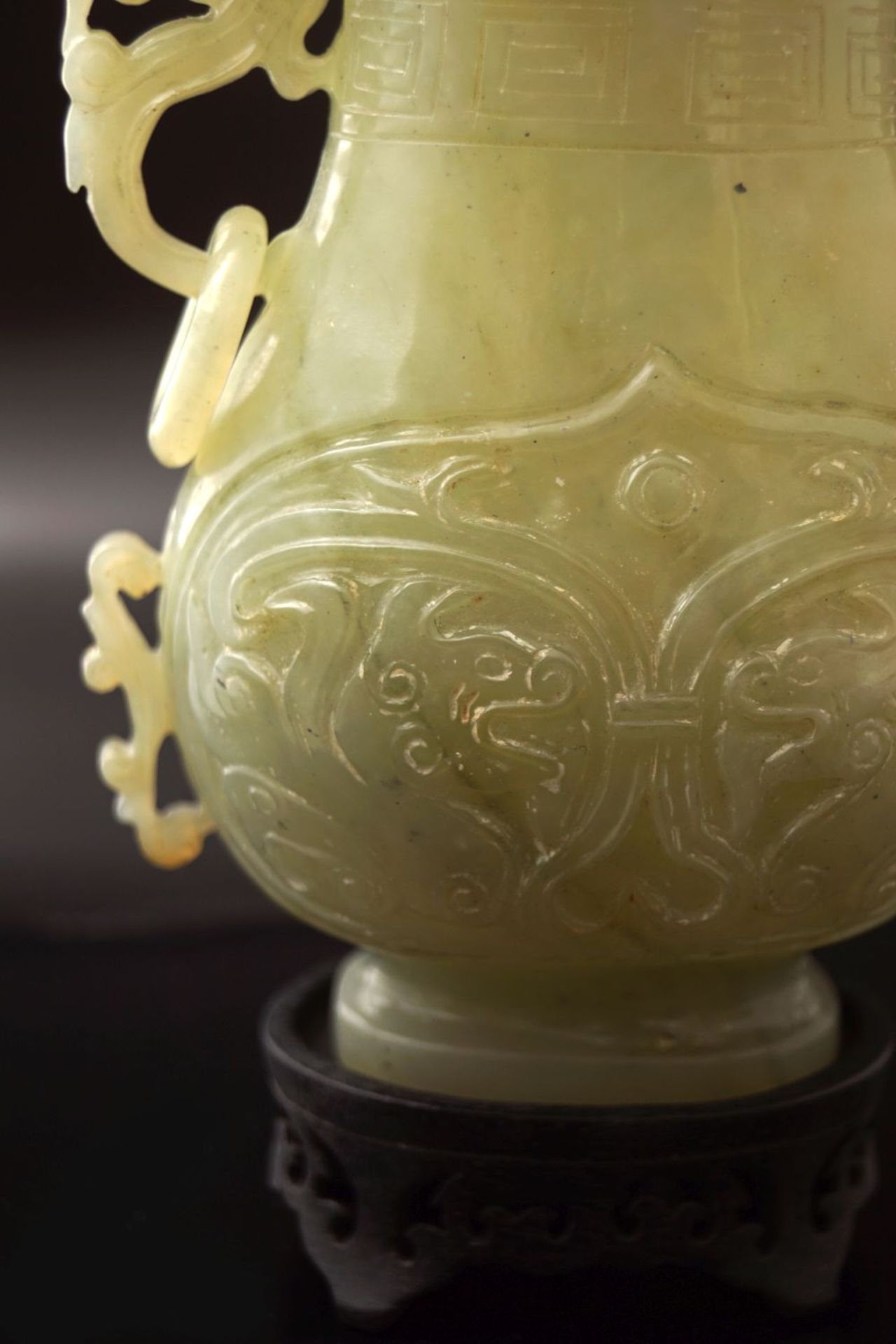CHINESE CELADON JADE URN AND COVER - Image 4 of 4