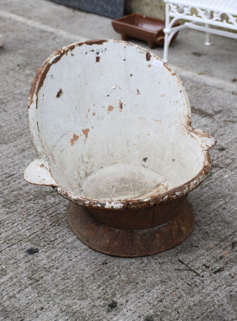 19TH-CENTURY TOLEWARE HIP BATH