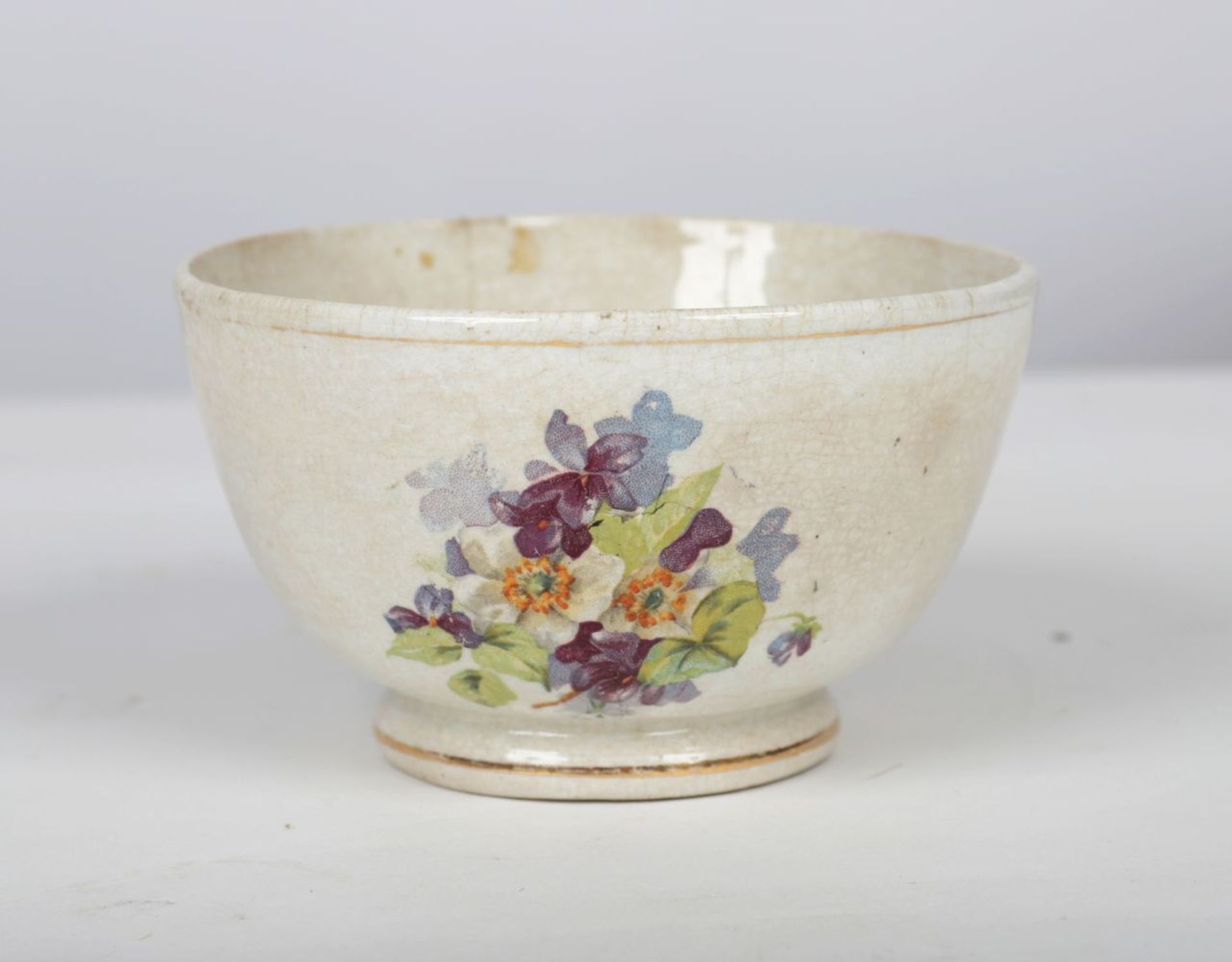 BELLEEK SPONGEWARE BOWL