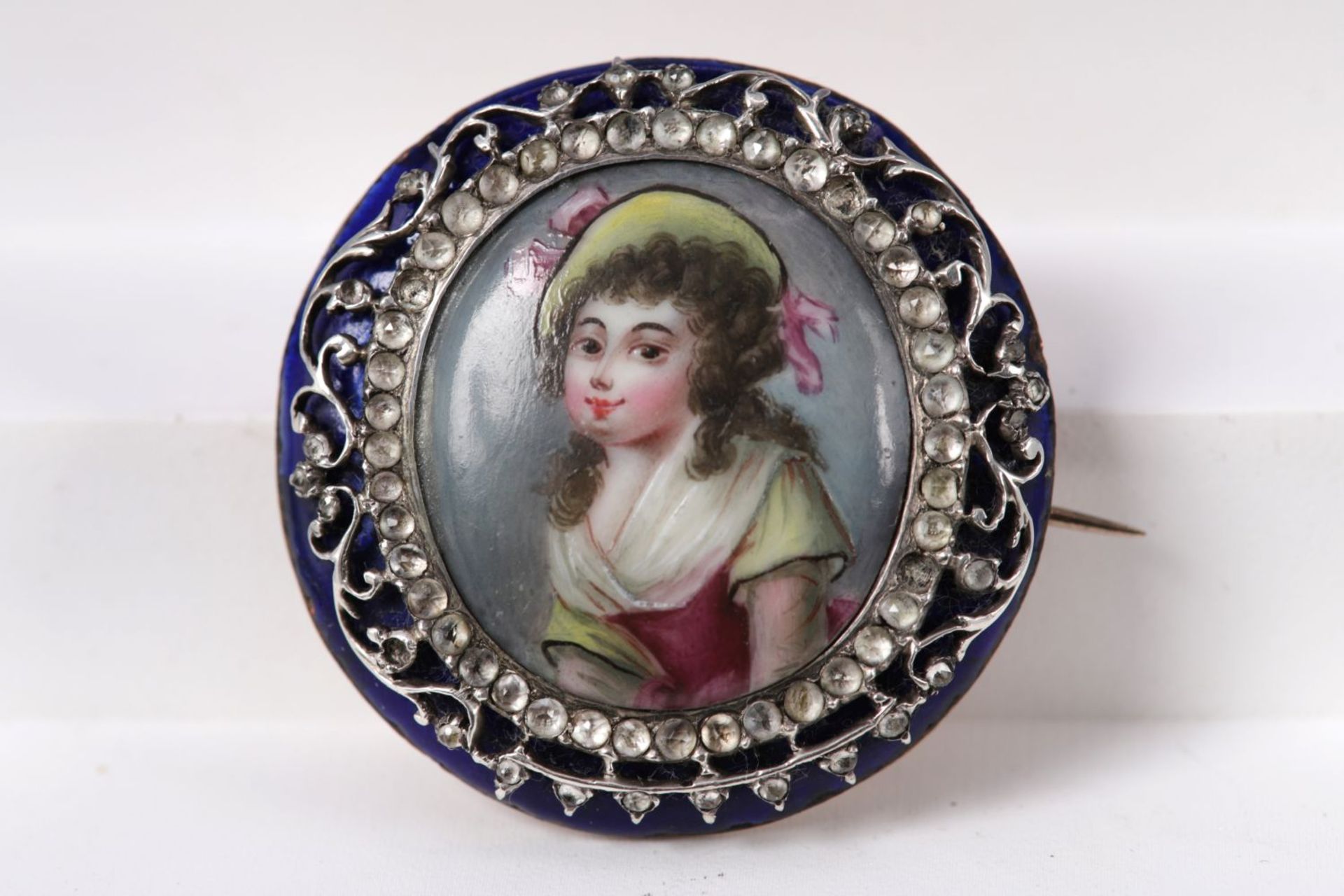 GOLD, SILVER & ENAMEL MINIATURE BROOCH