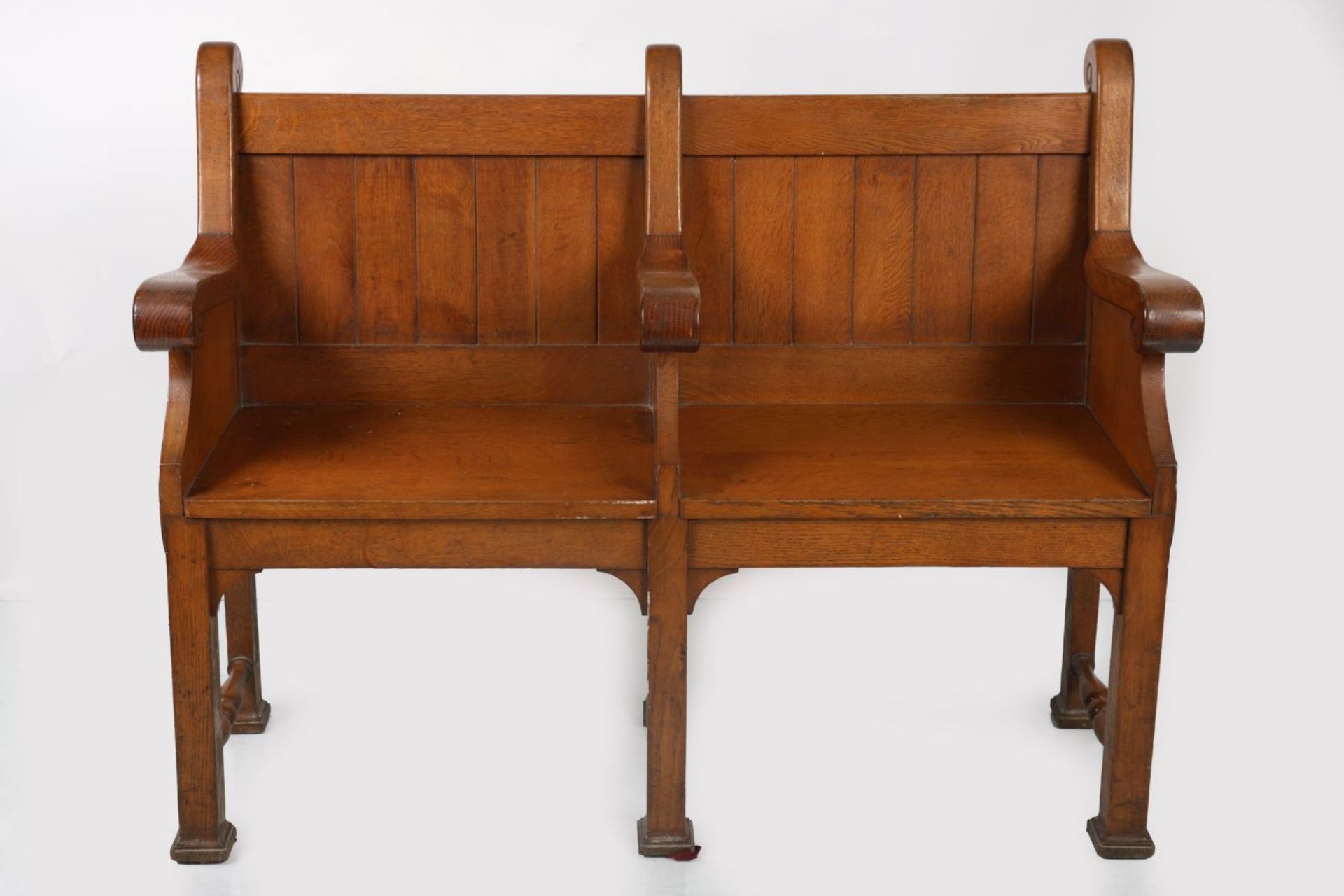 19TH-CENTURY OAK CHURCH PEW