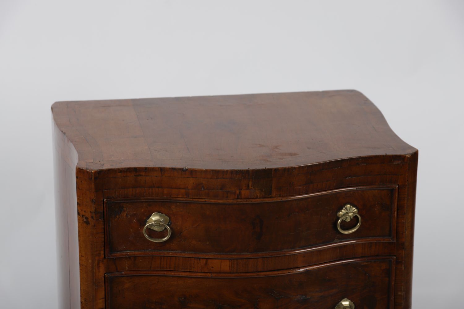 18TH-CENTURY WALNUT SERPENTINE CHEST - Image 3 of 3