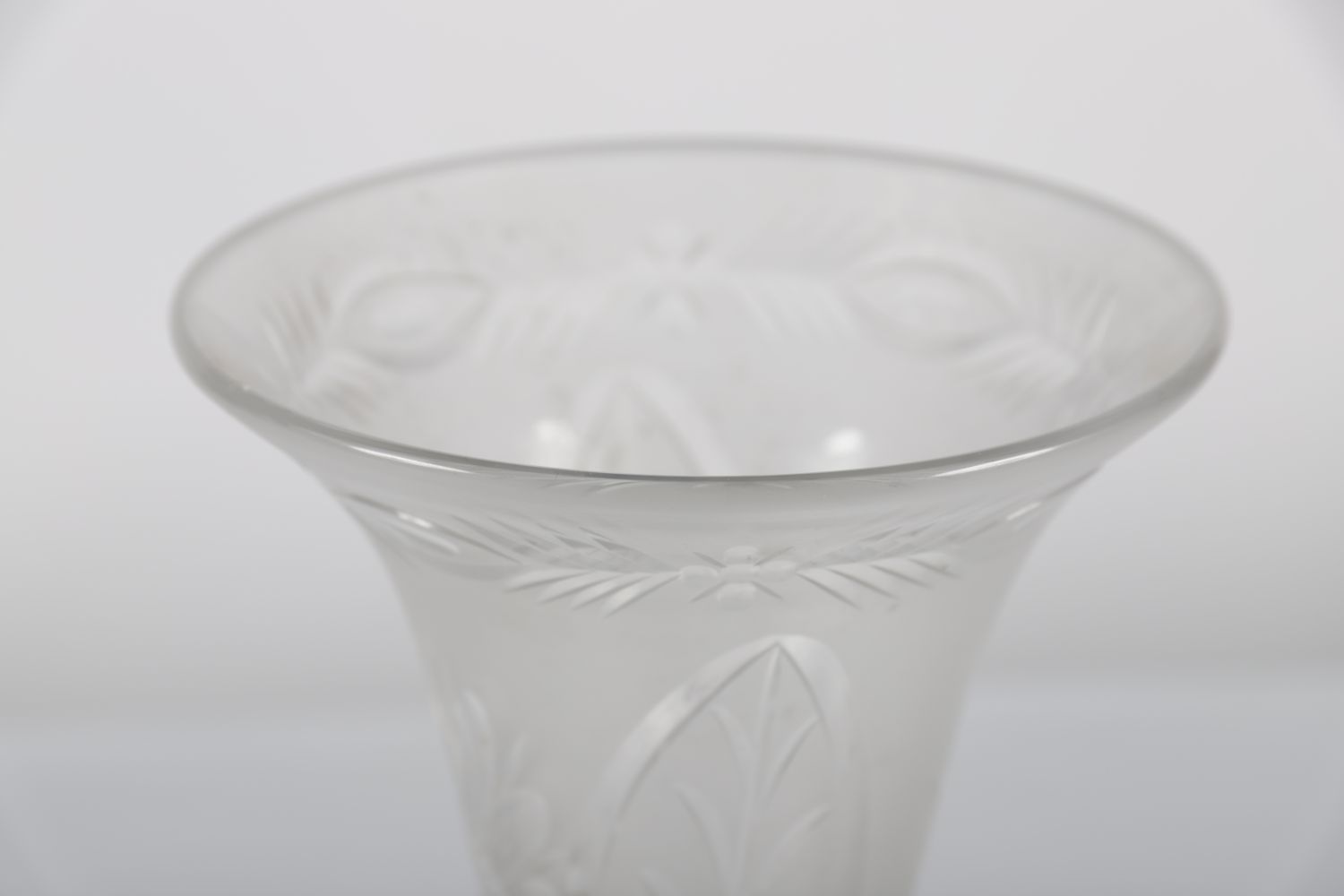 19TH-CENTURY CRYSTAL CORNUCOPIA - Image 3 of 3