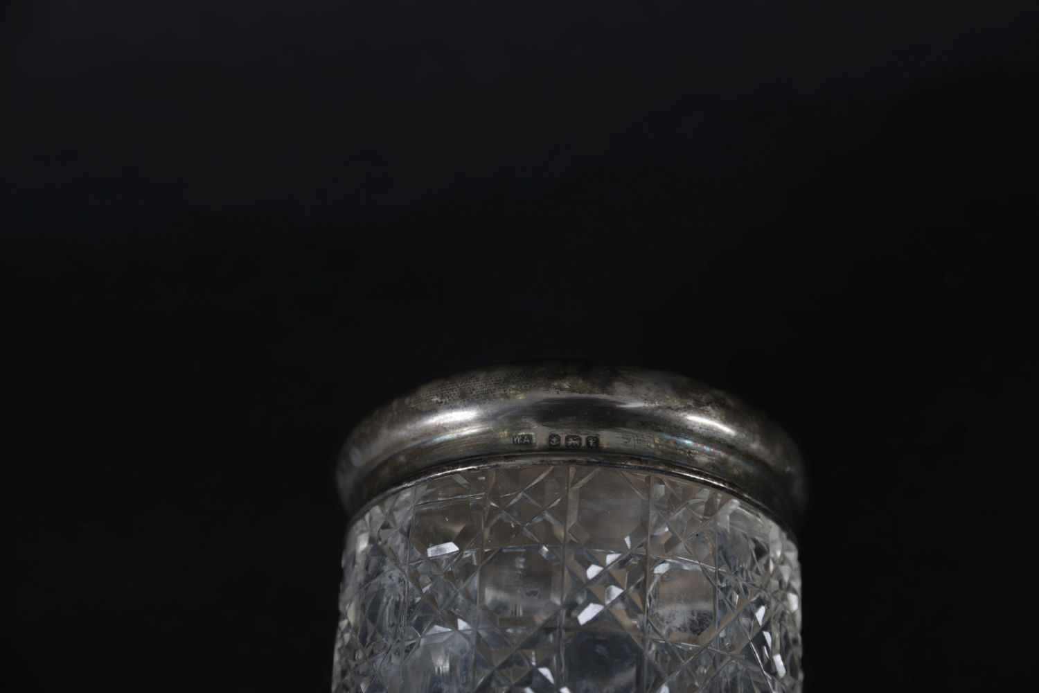 LONDON SILVER & CRYSTAL VANITY JAR - Image 4 of 4