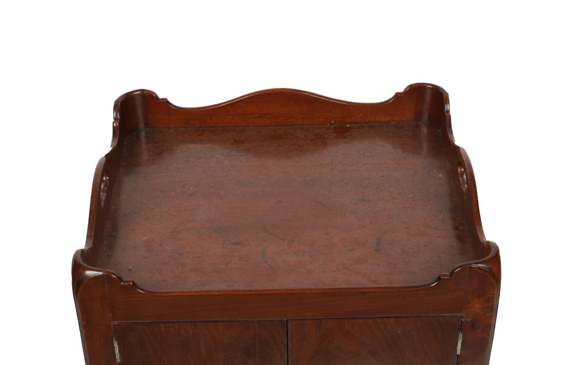 GEORGE III TRAY TOP PEDESTAL - Image 2 of 3