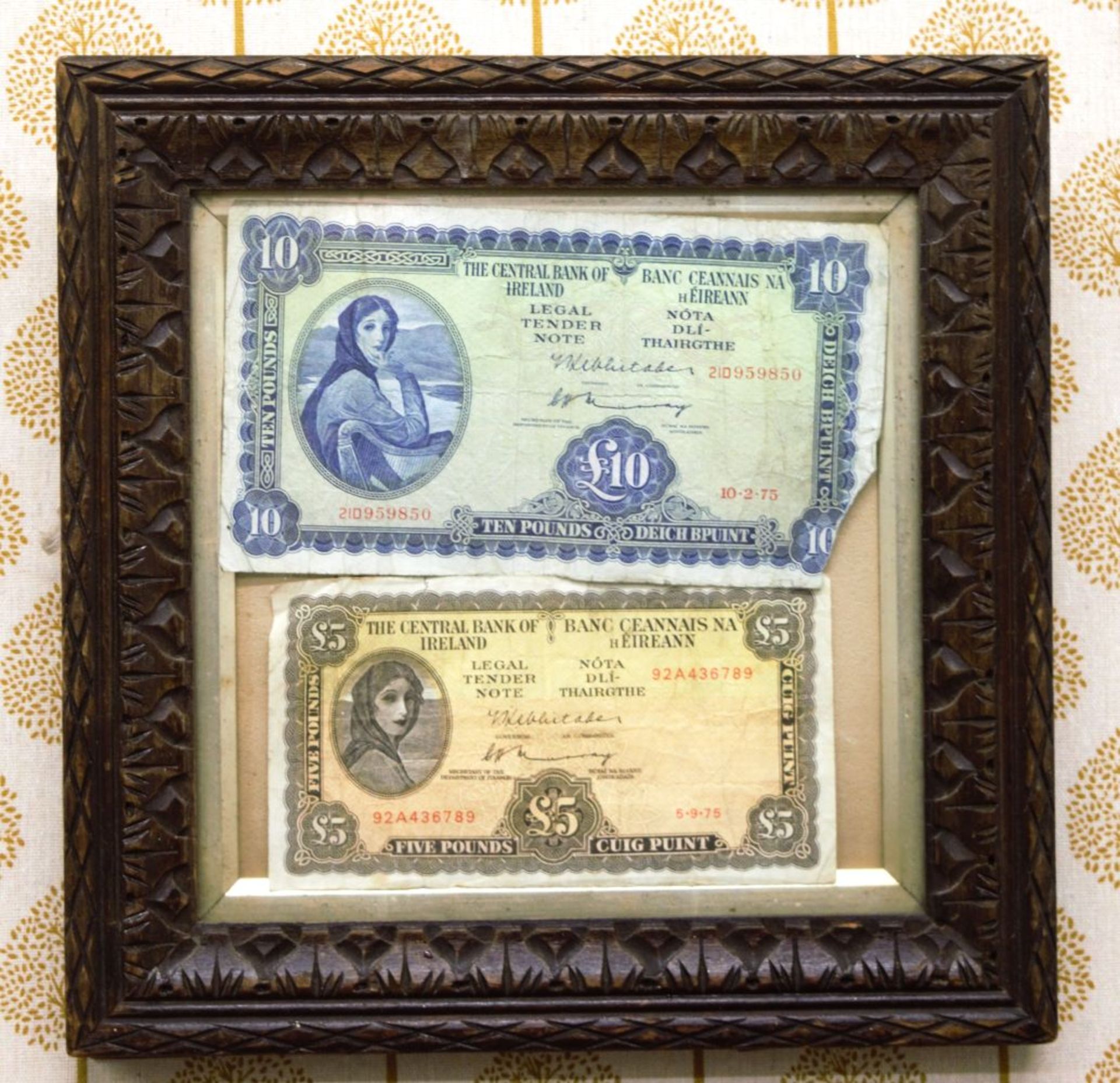 LADY LAVERY 10 POUND AND 5 POUND NOTE - Image 2 of 2