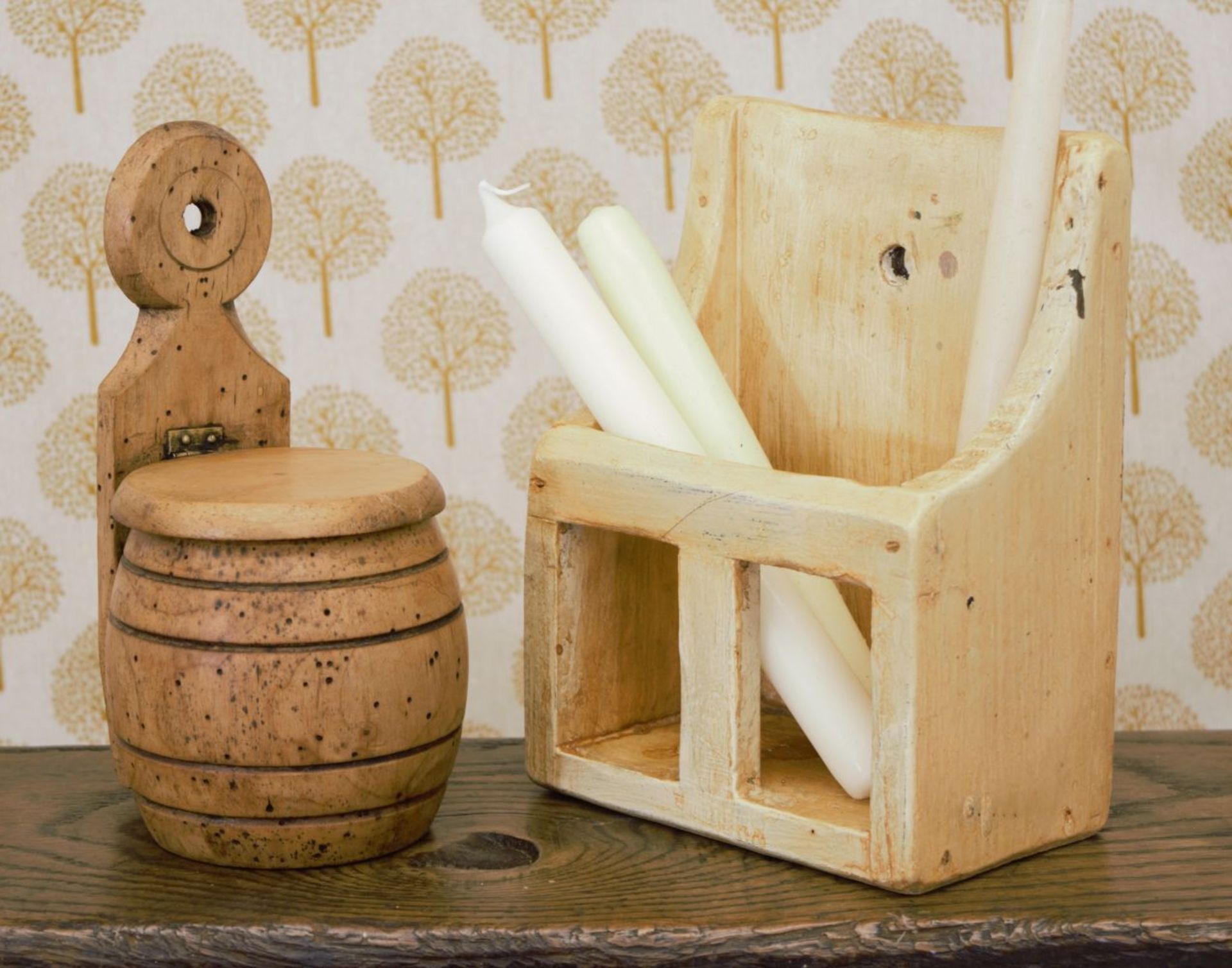 SYCAMORE WALL-MOUNTED SALT BOX