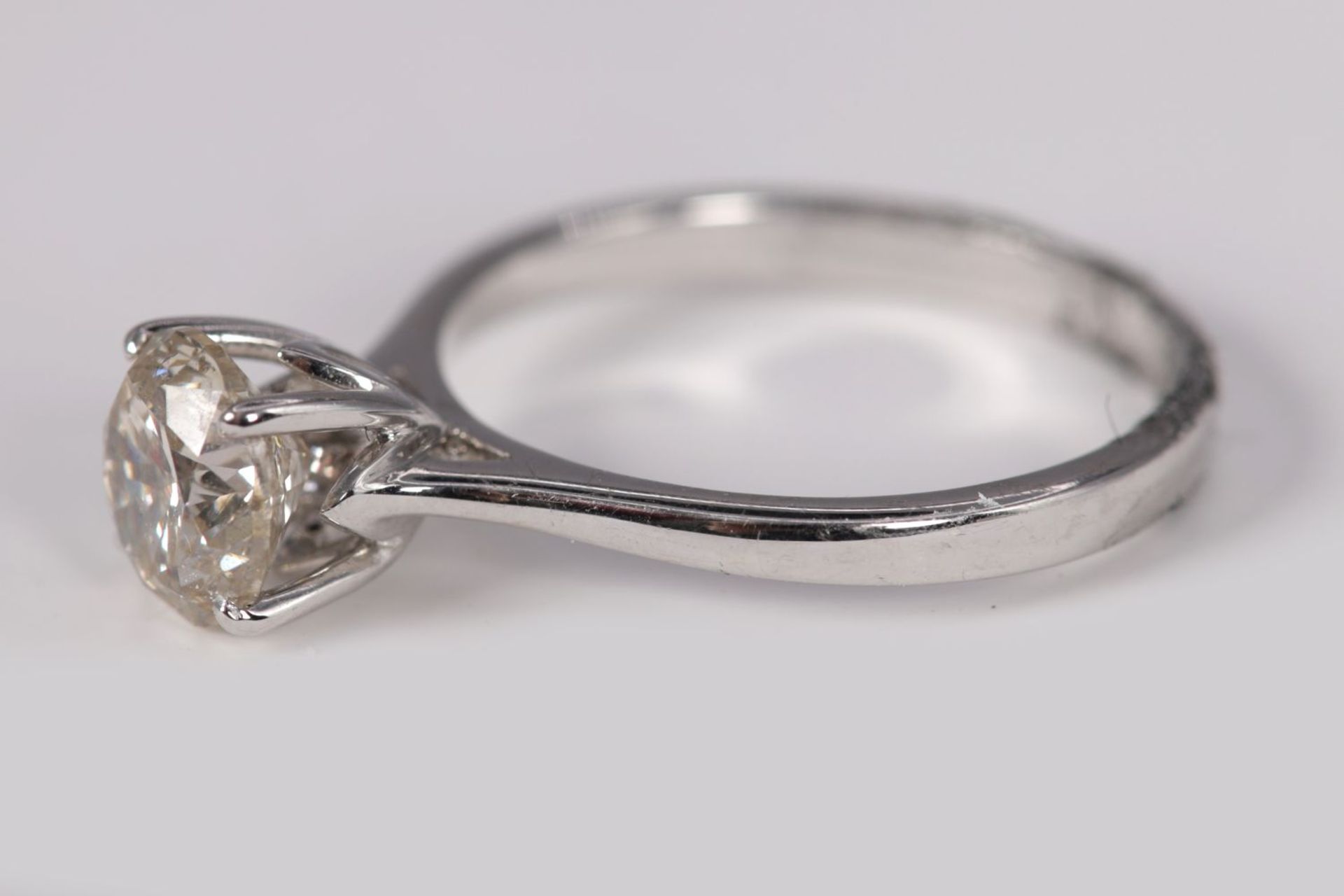 18K WHITE GOLD SOLITAIRE DIAMOND RING - Bild 2 aus 4