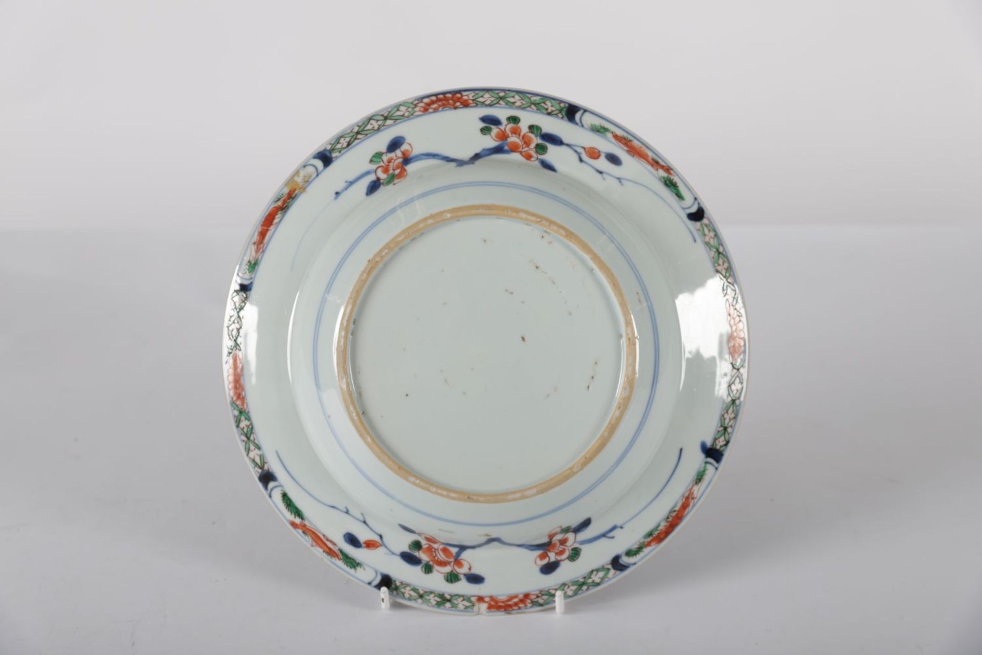 18TH-CENTURY CHINESE FAMILLE ROSE PLATE - Image 3 of 3