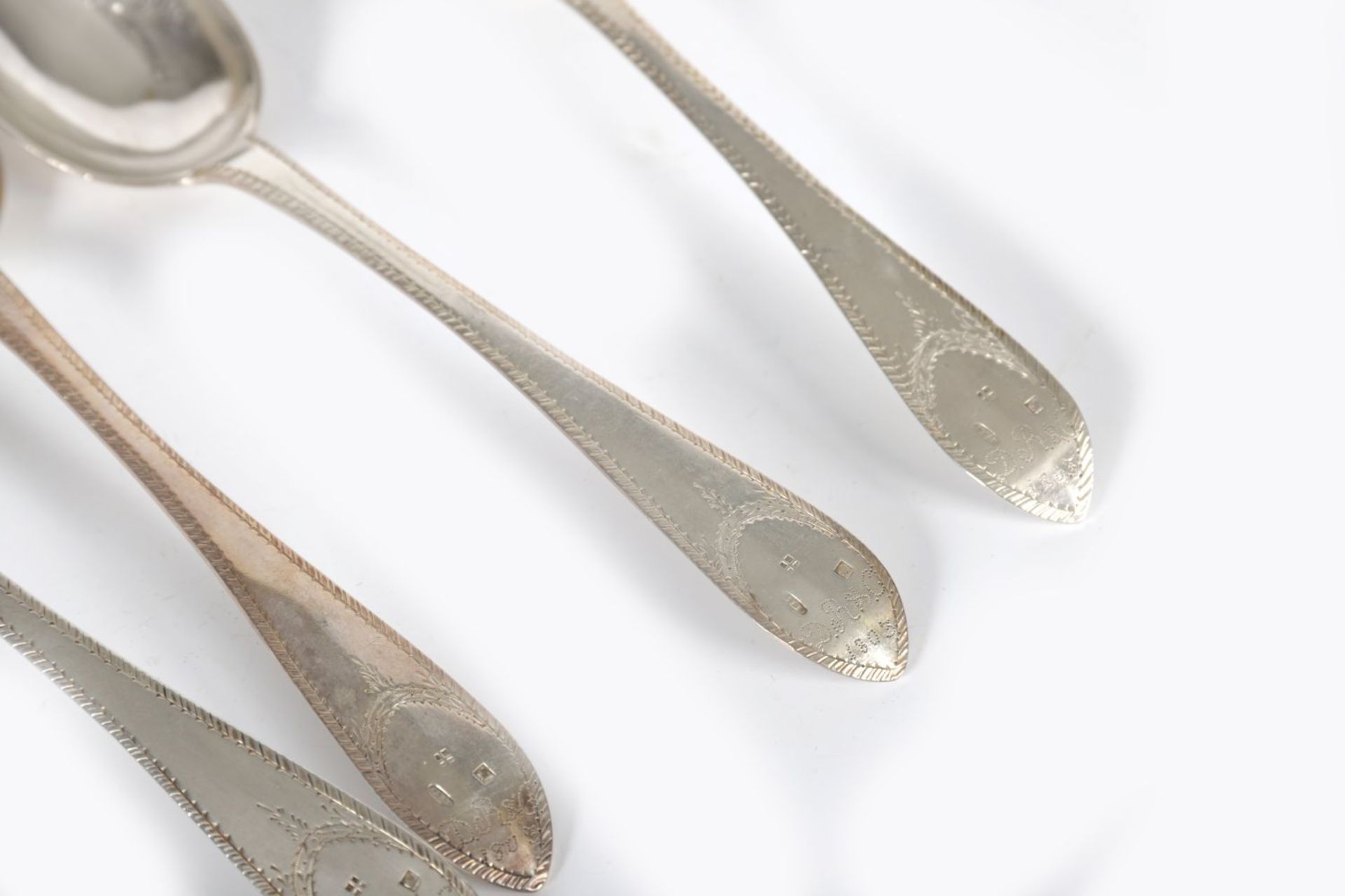 SET OF 4 18TH-CENTURY SILVER SERVING SPOONS - Image 2 of 3
