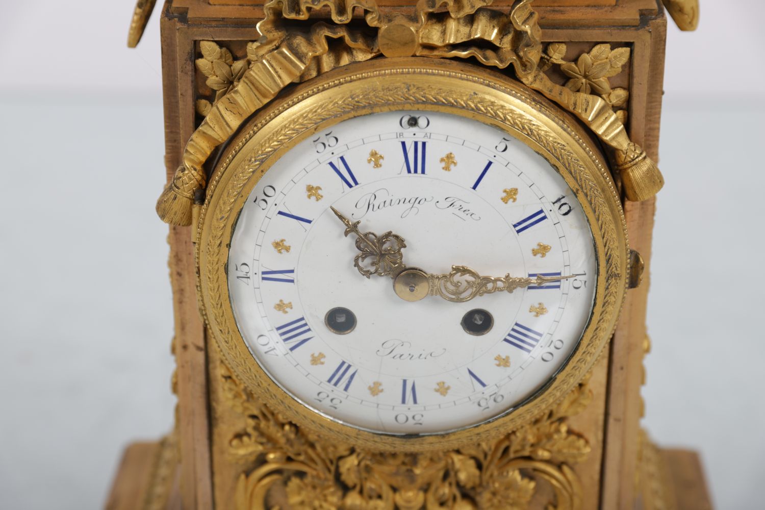 19TH-CENTURY FRENCH ORMOLU & PORCELAIN CLOCK - Image 2 of 4