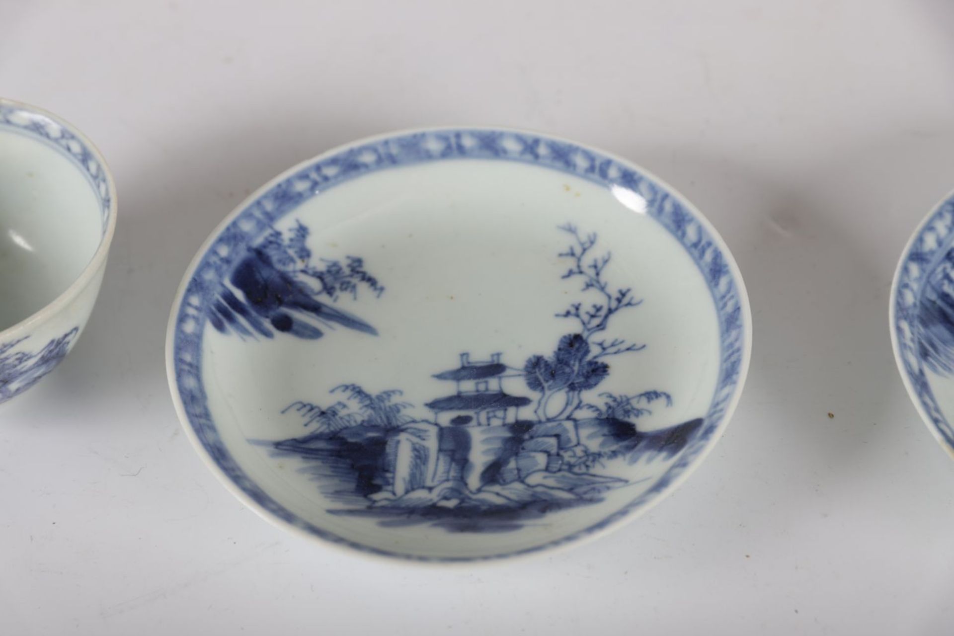 2 CHINESE NANKING CARGO CUPS - Image 3 of 4