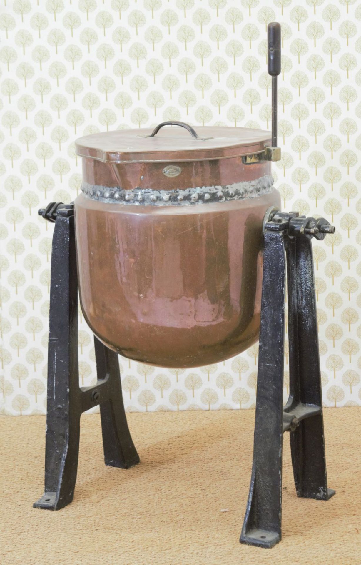 19TH-CENTURY LARGE COPPER SWING TUB