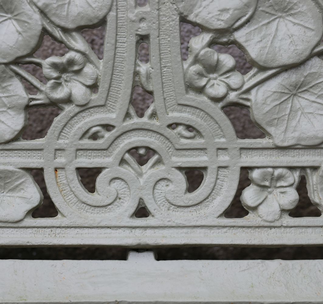 COALBROOKDALE DESIGN CAST IRON GARDEN SEAT - Image 3 of 4