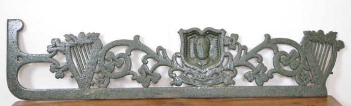 19TH-CENTURY CAST IRON LAND LEAGUE FENDER