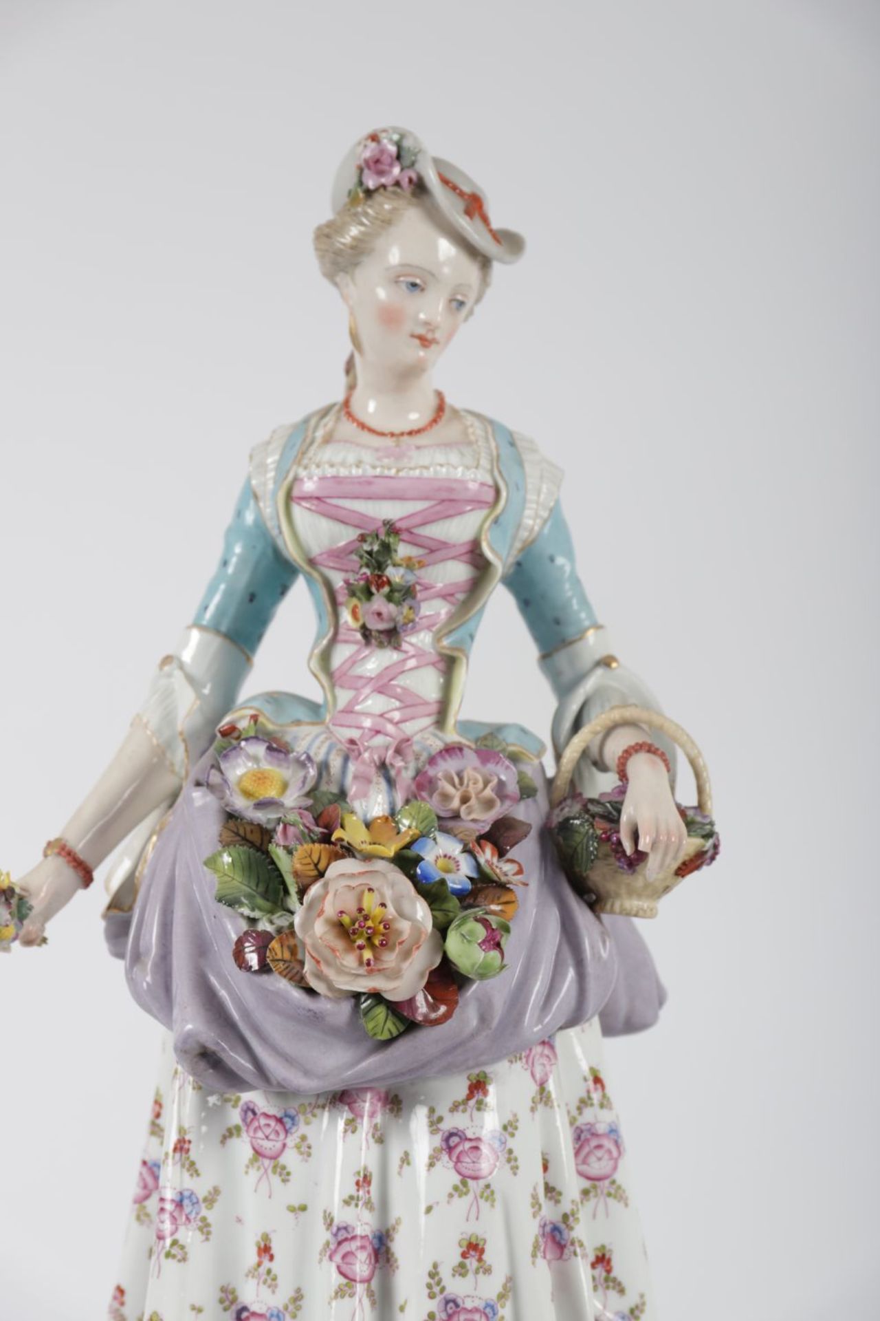 PAIR OF LARGE 18TH-CENTURY MEISSEN FIGURES - Image 3 of 4