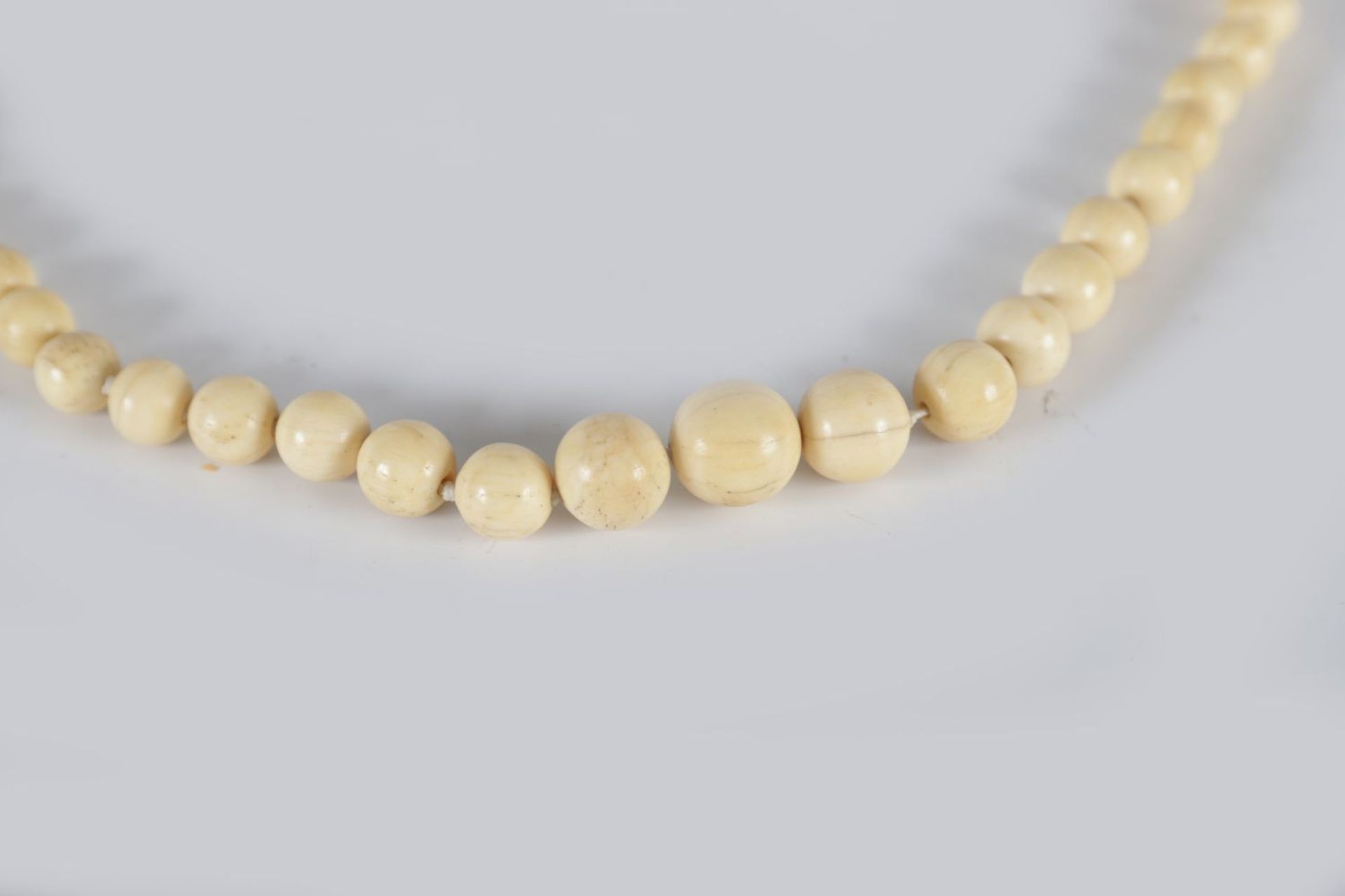 19TH-CENTURY IVORY BEAD NECKLACE - Image 2 of 2