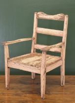 19TH-CENTURY PINE PRIMITIVE CHILD'S CHAIR